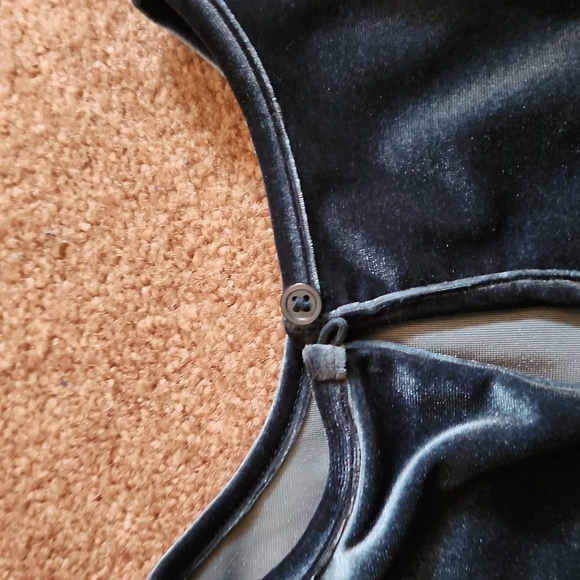 Velvet dress green - Picture 3 of 4